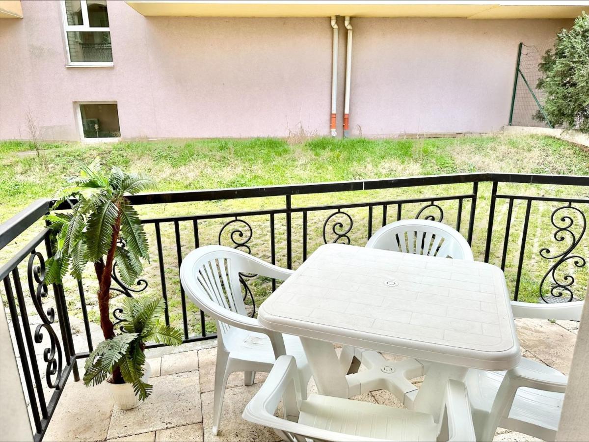 Menada Romance Marine Apartments Sunny Beach Exterior photo